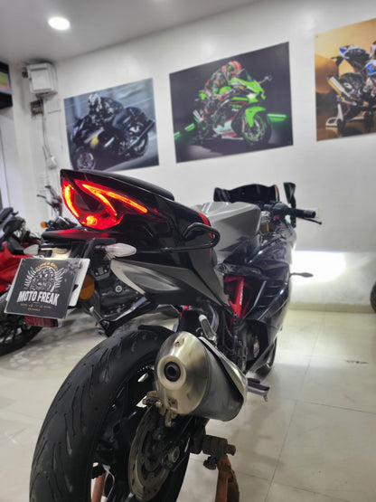 TVS APACHE RR31O