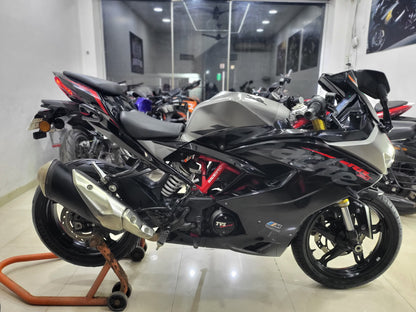 TVS APACHE RR31O